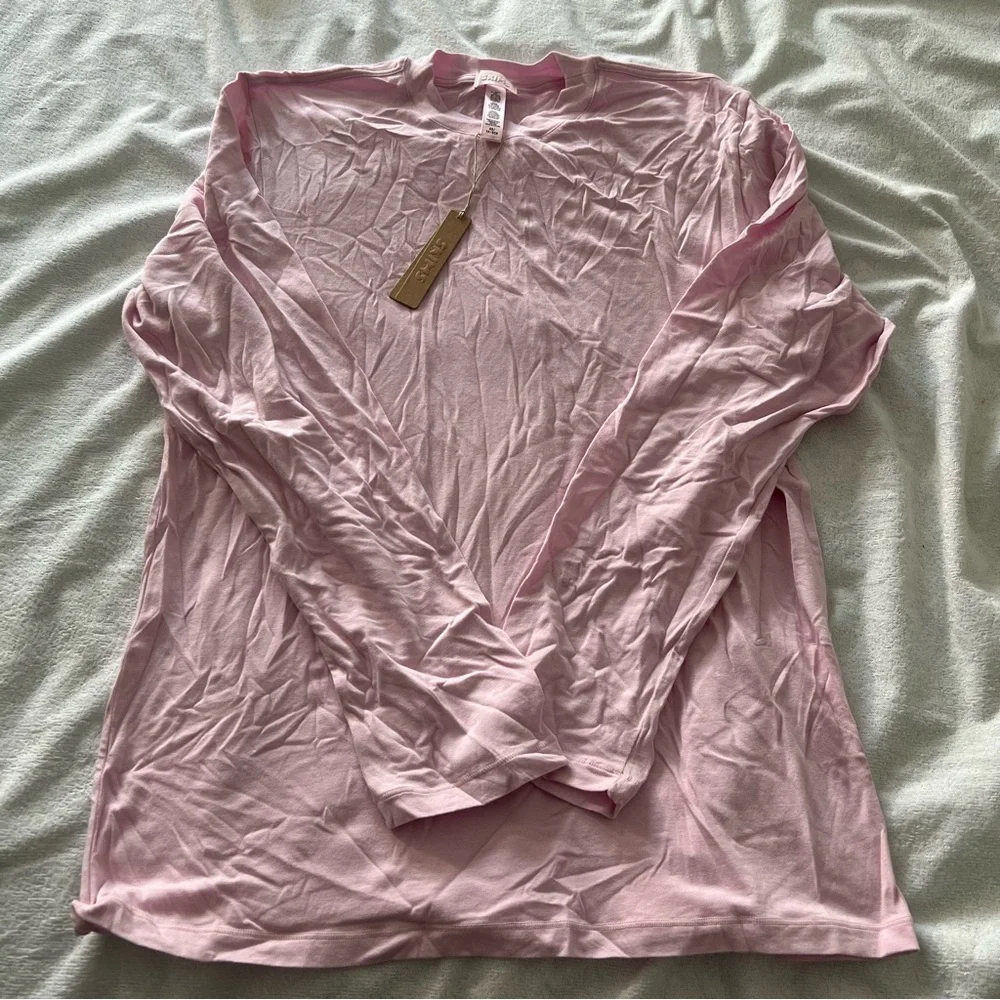 NWT Skims Cherry Blossom Long Sleeve Boyfriend T-Shirt - Picture 2 of 3